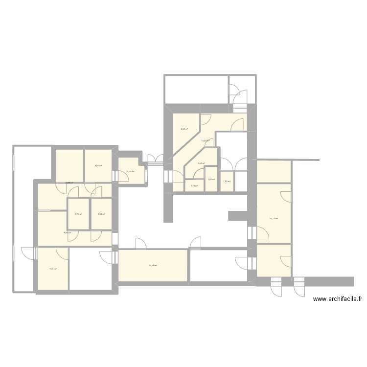 CUICUI. Plan de 15 pièces et 104 m2