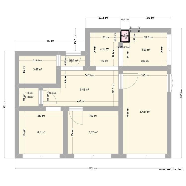 Sarcelles. Plan de 10 pièces et 50 m2