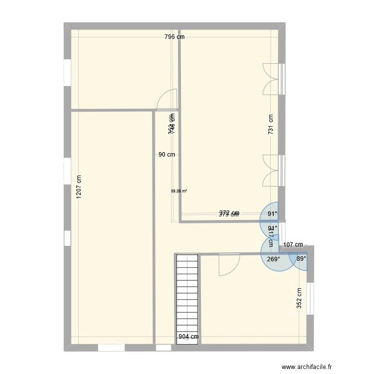 Ruffec. Plan de 1 pièce et 99 m2