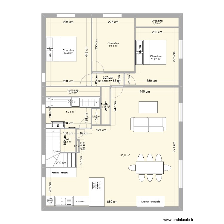 Maison avant réno. Plan de 13 pièces et 102 m2