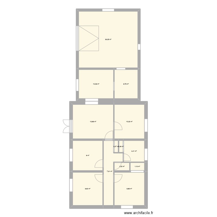 montat. Plan de 14 pièces et 118 m2