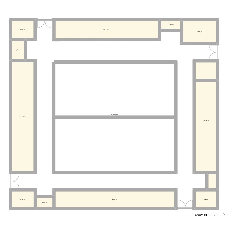 breq. Plan de 12 pièces et 330 m2