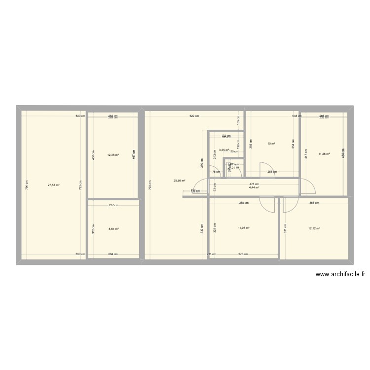 Maison Parent V1. Plan de 11 pièces et 131 m2