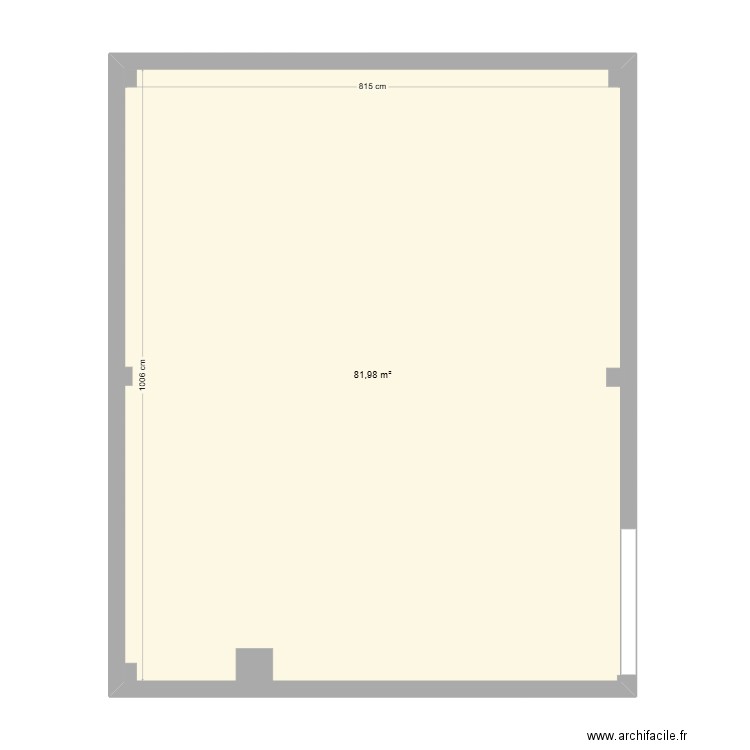 Hall pilote Vide. Plan de 1 pièce et 82 m2