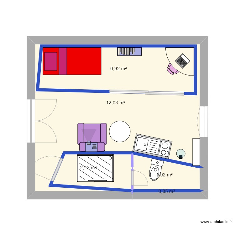 PREMIER. Plan de 5 pièces et 31 m2