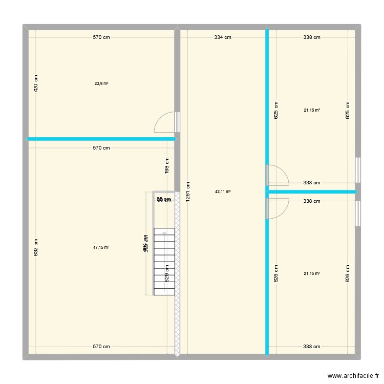 etage. Plan de 5 pièces et 155 m2