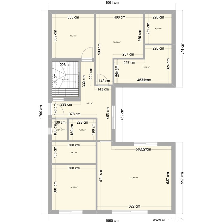 BOIS LEROI EN U. Plan de 11 pièces et 132 m2