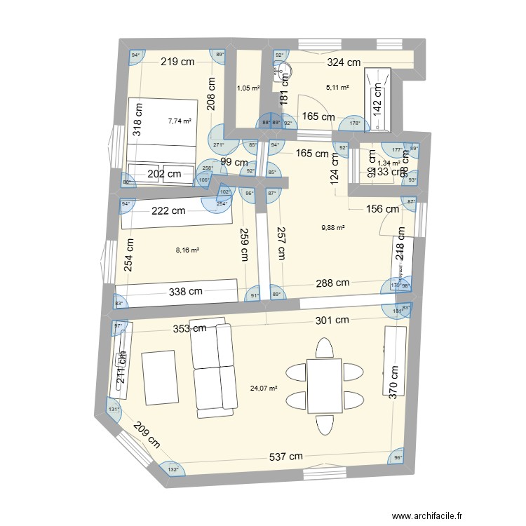 Vincennes. Plan de 7 pièces et 57 m2