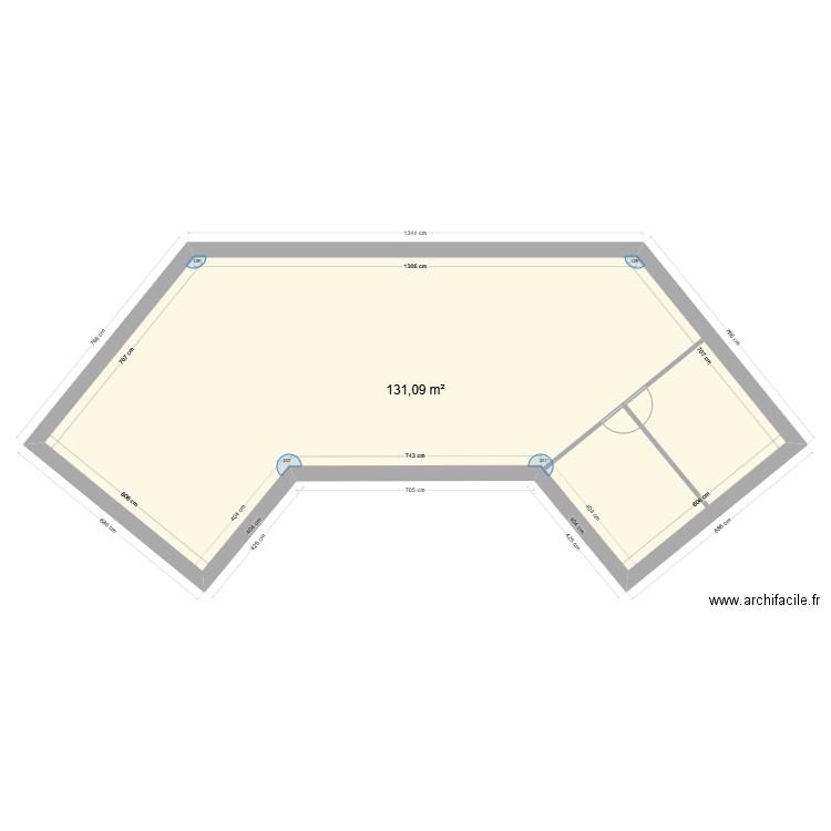 maison vide chambre 12.11.24. Plan de 1 pièce et 131 m2