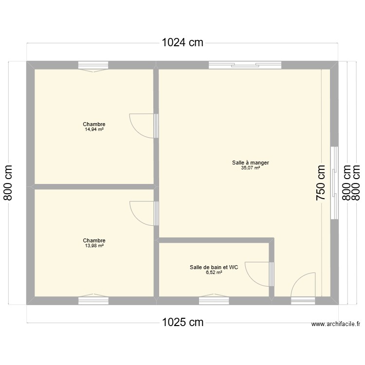 maison provisoire. Plan de 7 pièces et 110 m2