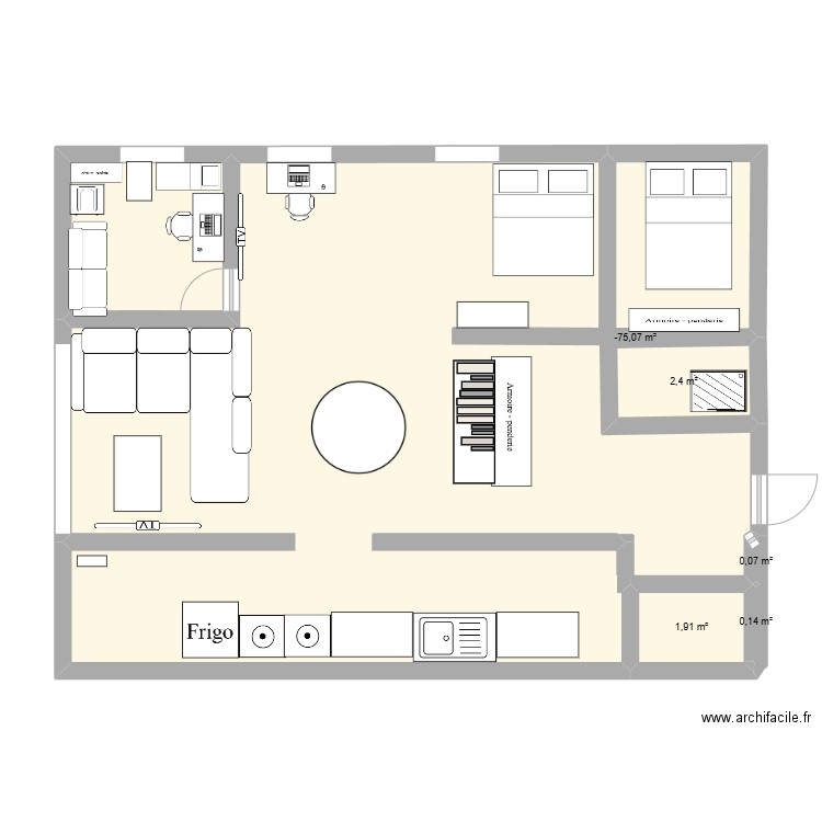 CHEZ CAMILLE. Plan de 5 pièces et 5 m2