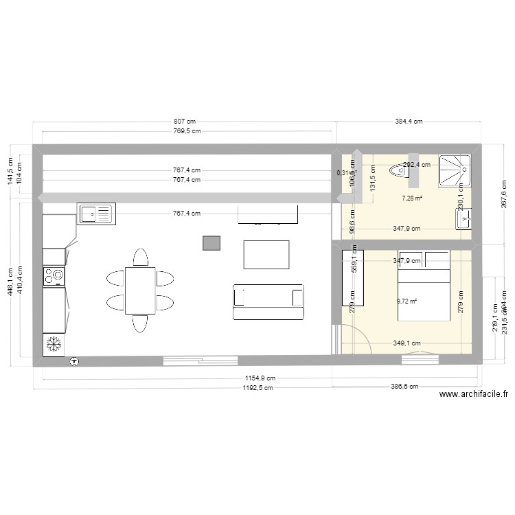 sssol. Plan de 3 pièces et 17 m2