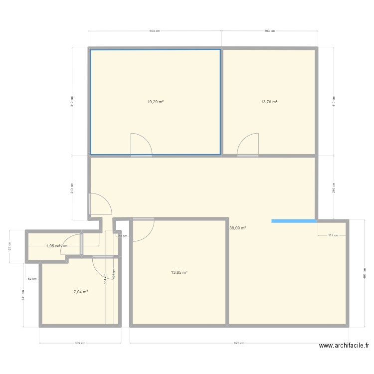 16 bld de la Reine RDC. Plan de 6 pièces et 94 m2