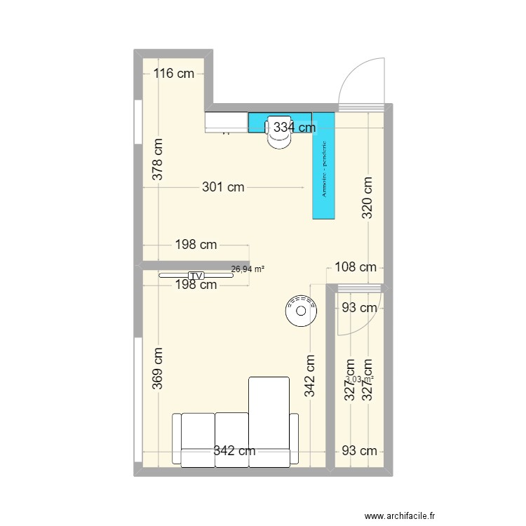 Salon modifié avec armoires centrales. Plan de 2 pièces et 30 m2