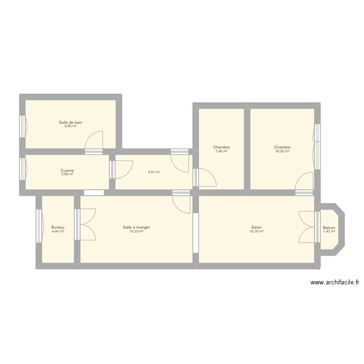 Parc. Plan de 9 pièces et 75 m2