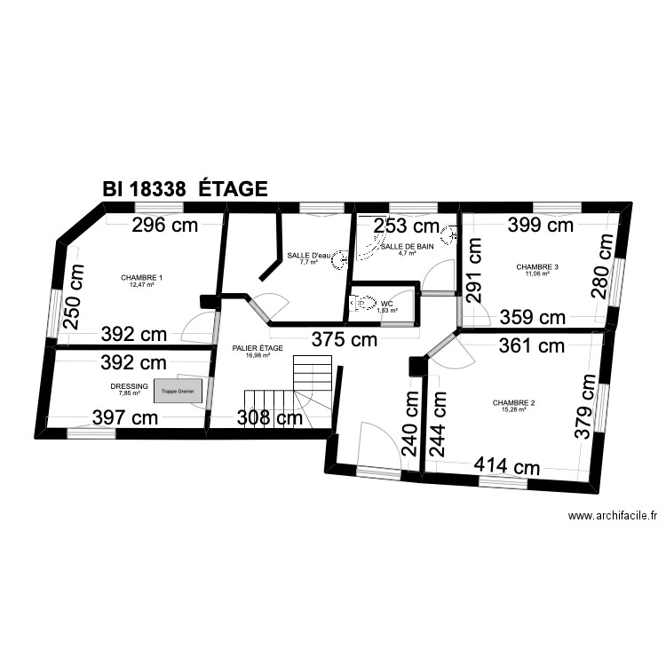 BI 18338. Plan de 26 pièces et 408 m2