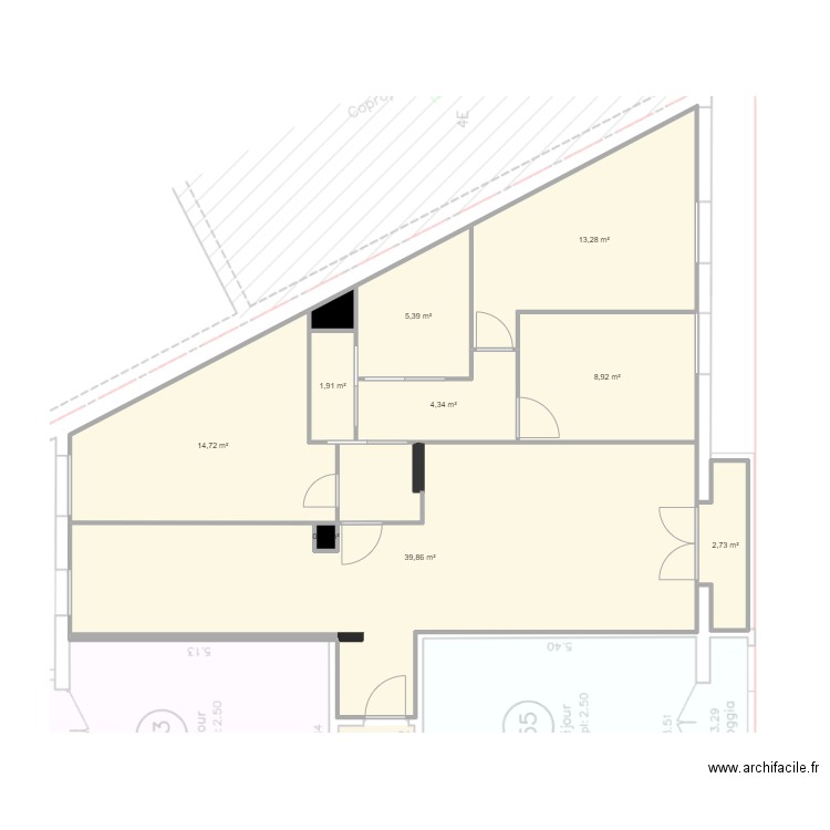 Cam & Tom - Proposition une. Plan de 10 pièces et 92 m2