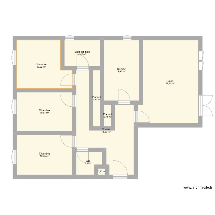 LM1. Plan de 11 pièces et 87 m2