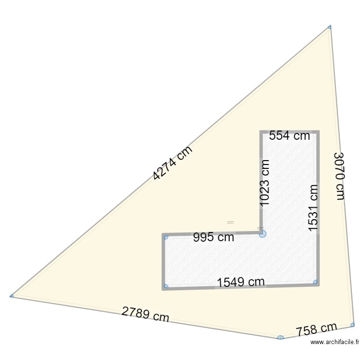 kdra. Plan de 2 pièces et 704 m2