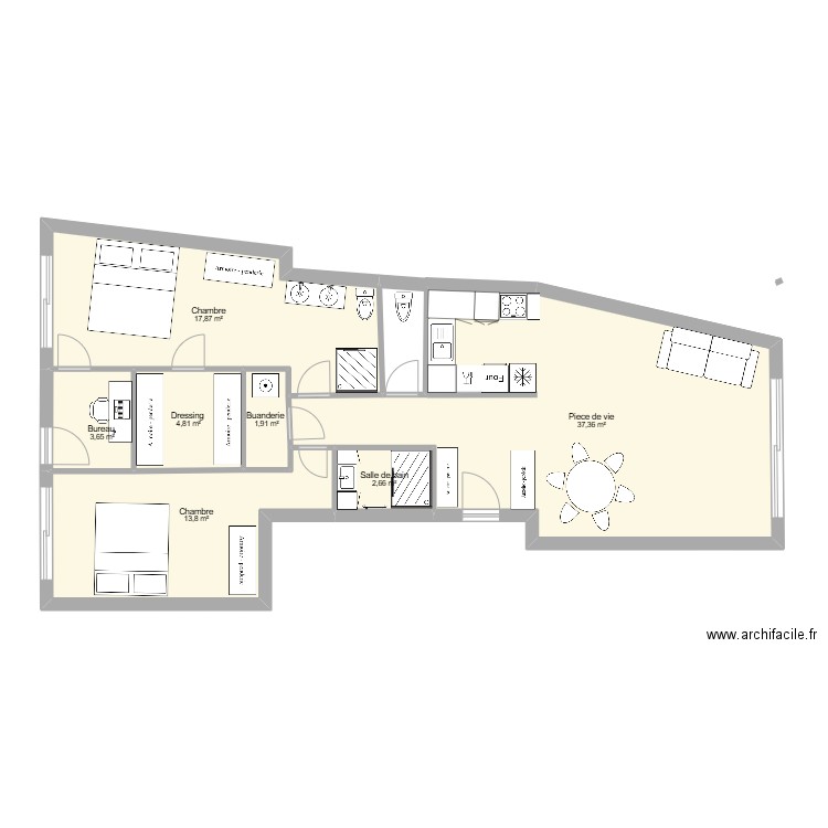 15FERRAGE3. Plan de 7 pièces et 82 m2