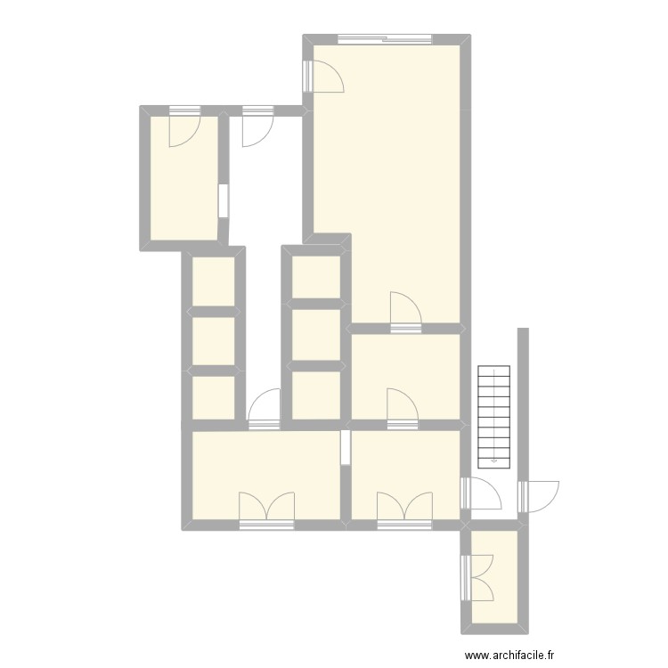 YTH. Plan de 12 pièces et 63 m2