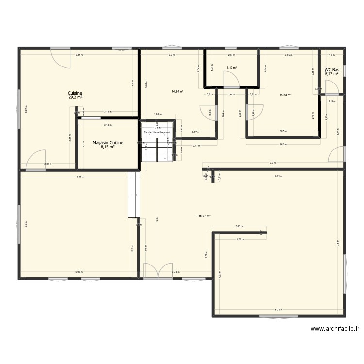 Maison Duplex Ripa *Bas*. Plan de 7 pièces et 205 m2