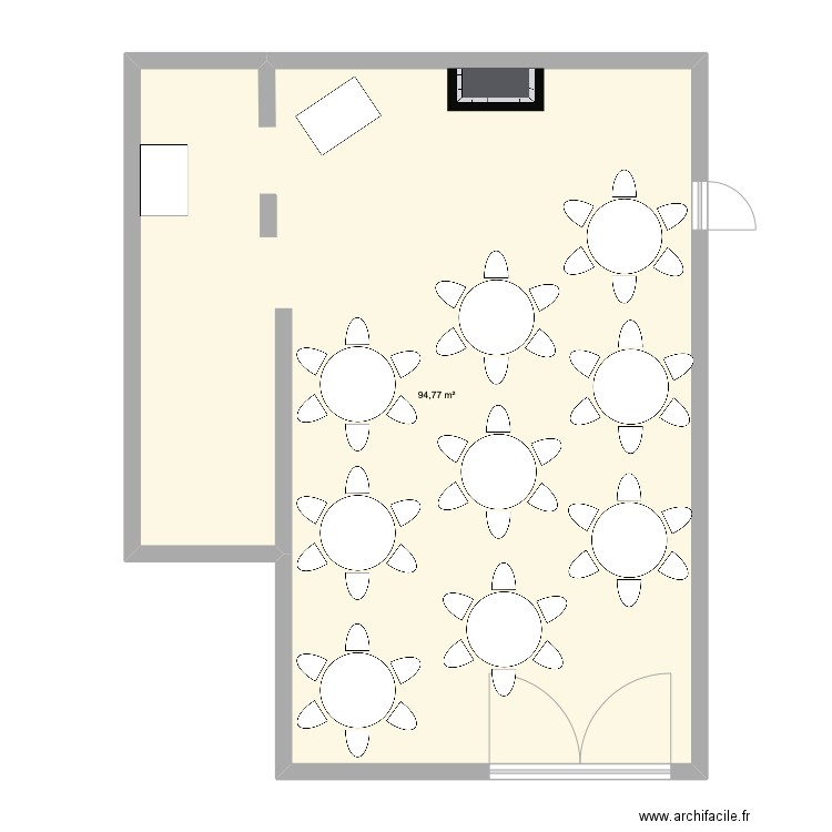 Plan de table. Plan de 1 pièce et 95 m2