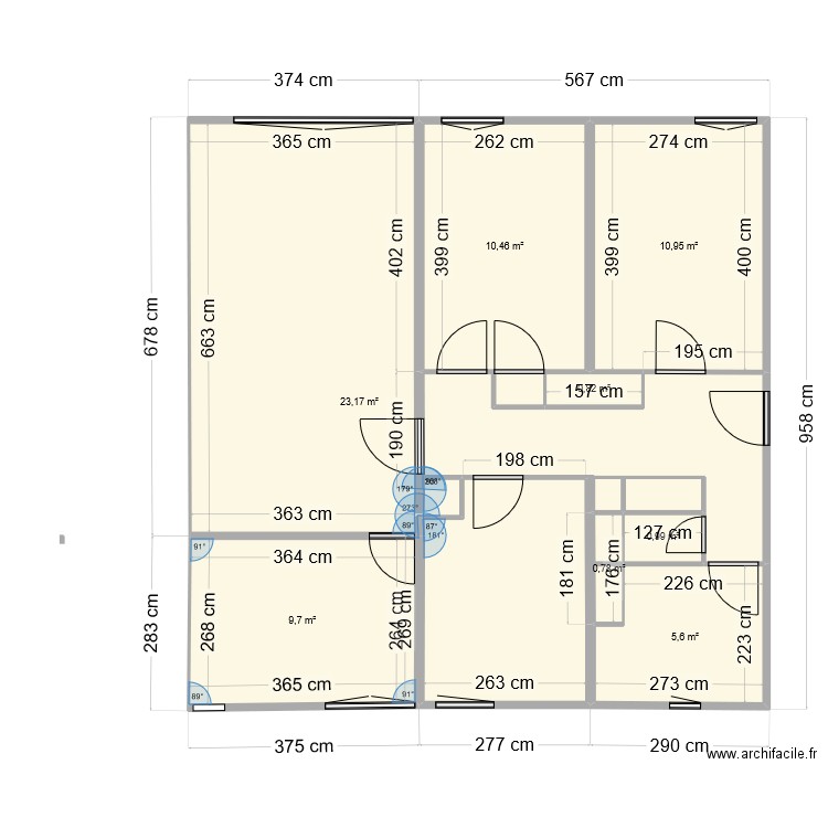 focH33m. Plan de 8 pièces et 73 m2