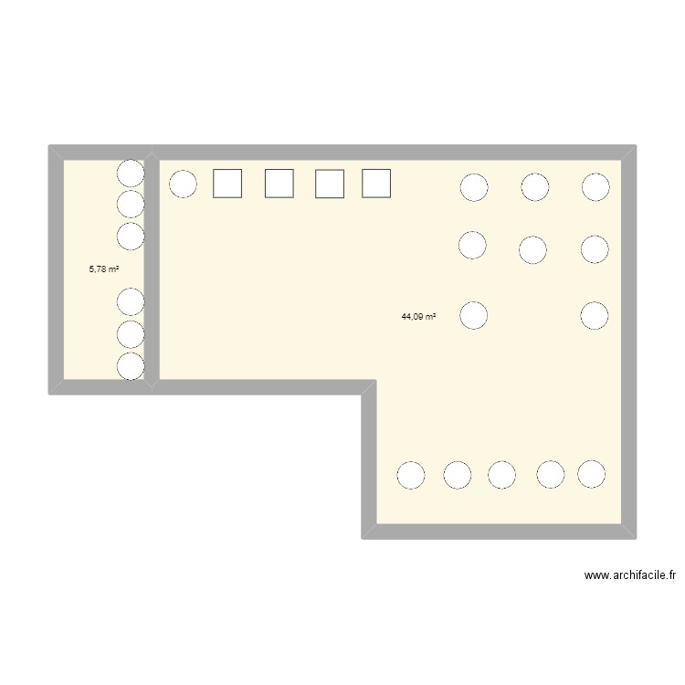 Plan de table. Plan de 2 pièces et 50 m2