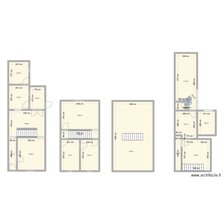 Maison Hautmont 33 NM. Plan de 16 pièces et 173 m2