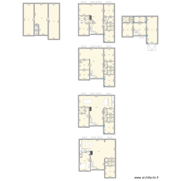 Niveau 0. Plan de 40 pièces et 585 m2