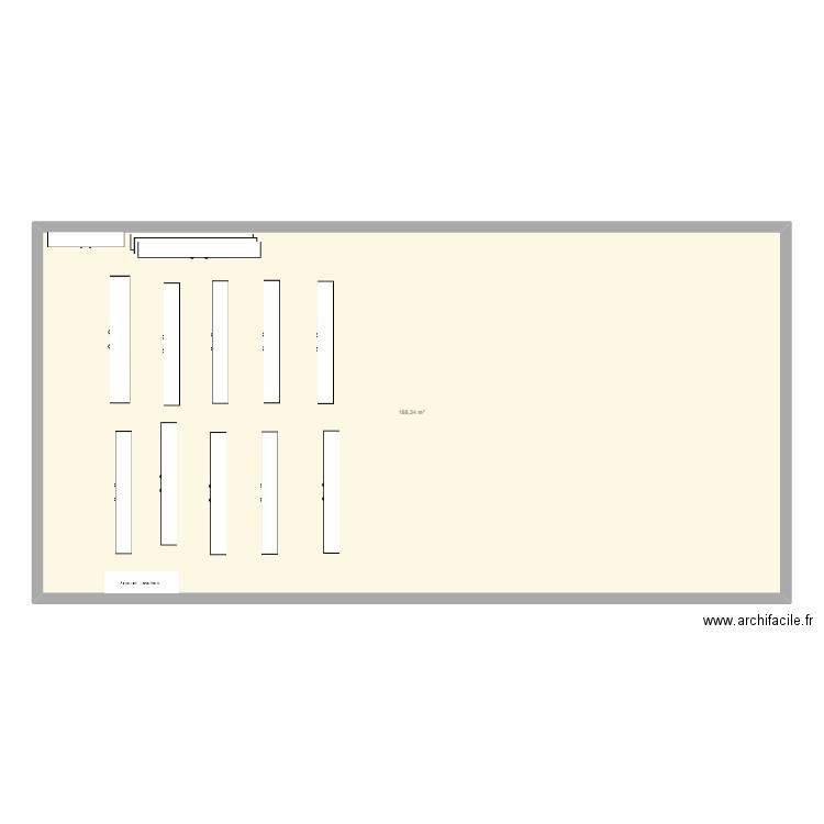 carrefour 1. Plan de 1 pièce et 188 m2