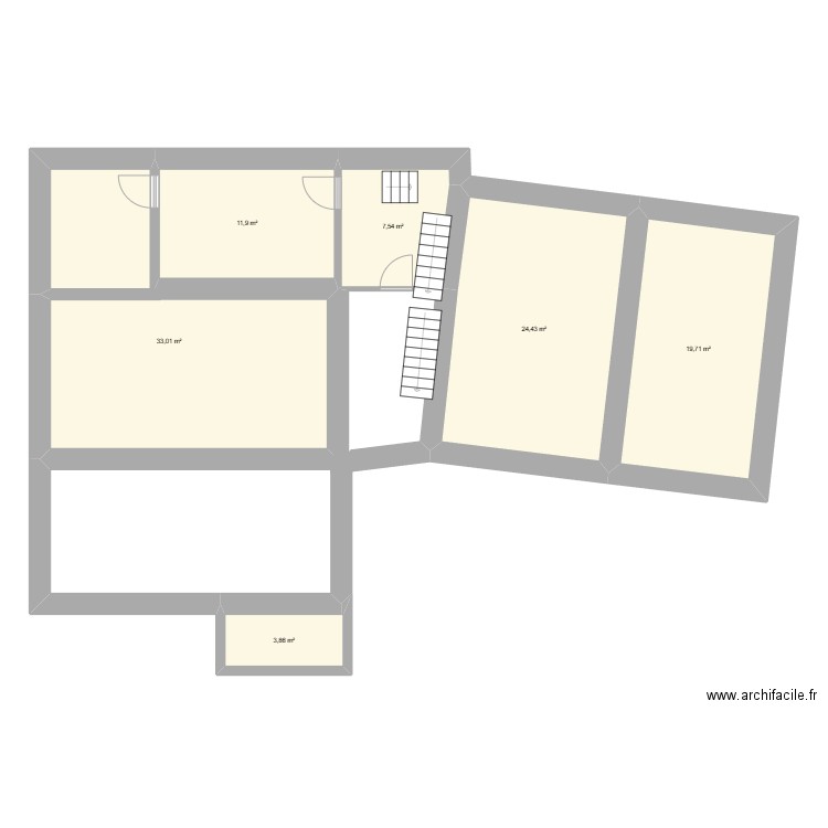 Maison Rez de chaussée. Plan de 6 pièces et 100 m2