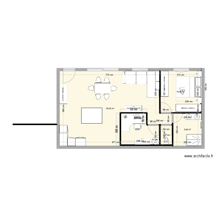 Appartement sous sol. Plan de 4 pièces et 62 m2