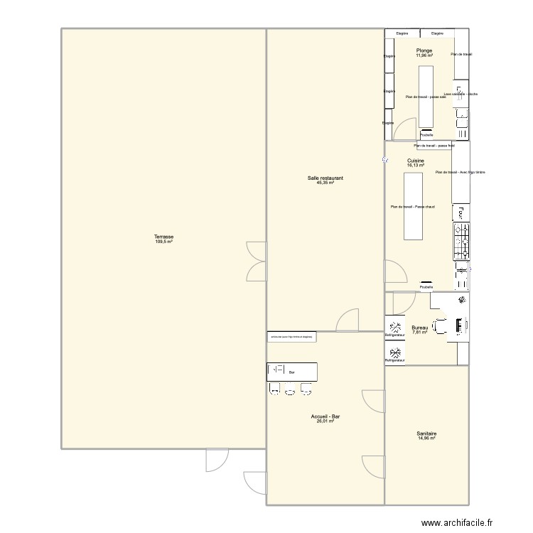 Le palais - Lumbubashi. Plan de 7 pièces et 232 m2