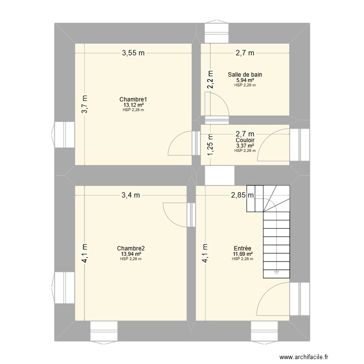 Maison étage. Plan de 5 pièces et 48 m2