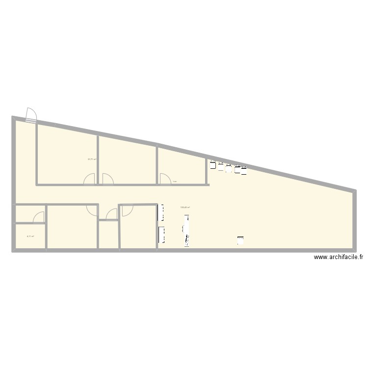 Tonnay Charentes V2. Plan de 3 pièces et 169 m2