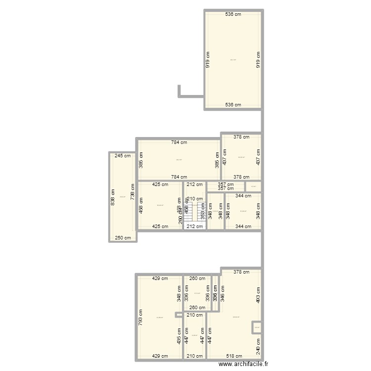 zonmai. Plan de 16 pièces et 261 m2