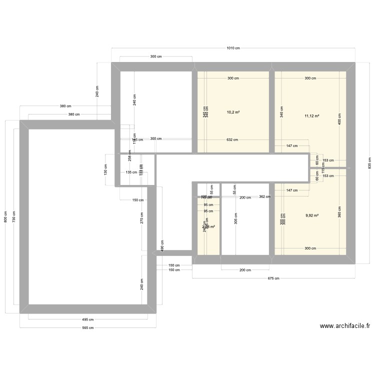 Chilly toit. Plan de 4 pièces et 34 m2