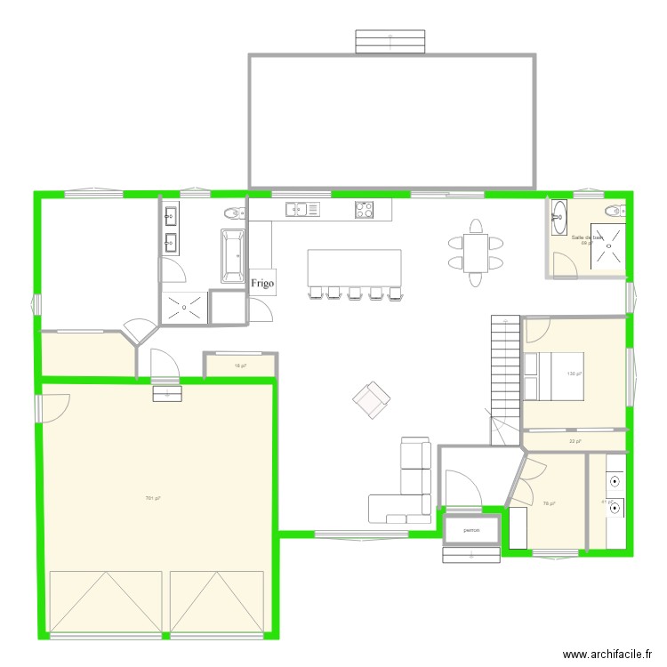 stukely. Plan de 9 pièces et 139 m2