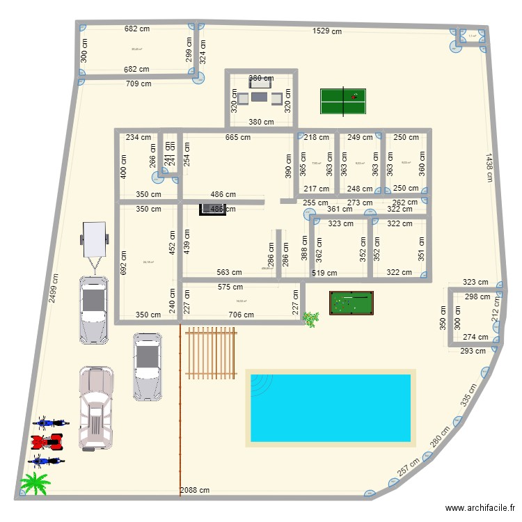 test. Plan de 13 pièces et 887 m2