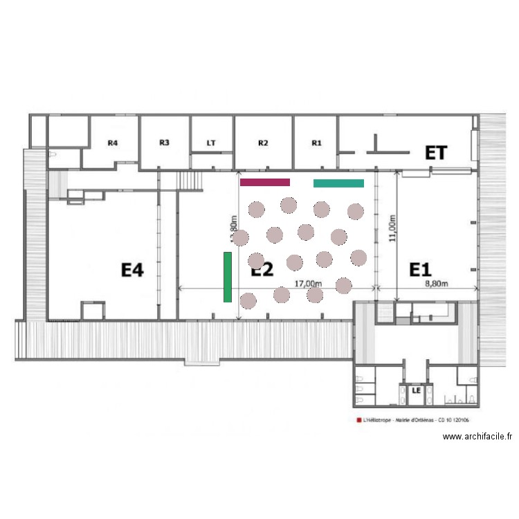 tables rondes et rectangulaires. Plan de 0 pièce et 0 m2