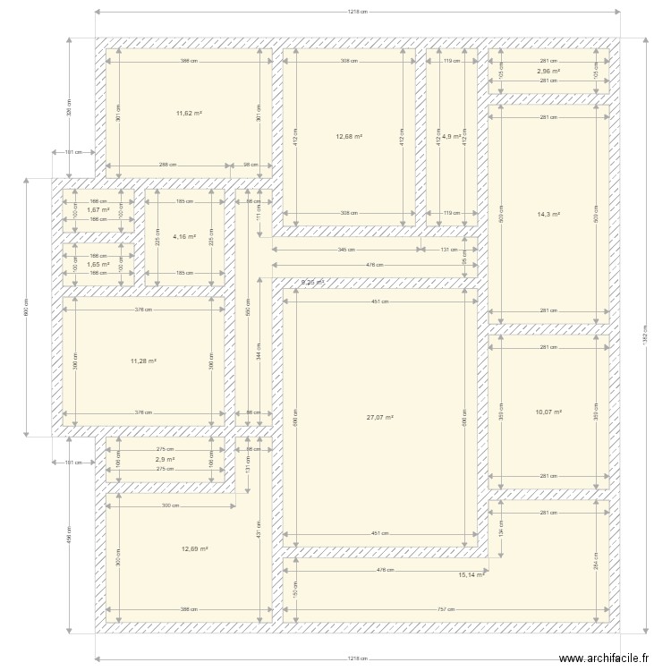 Maison A. Plan de 15 pièces et 142 m2