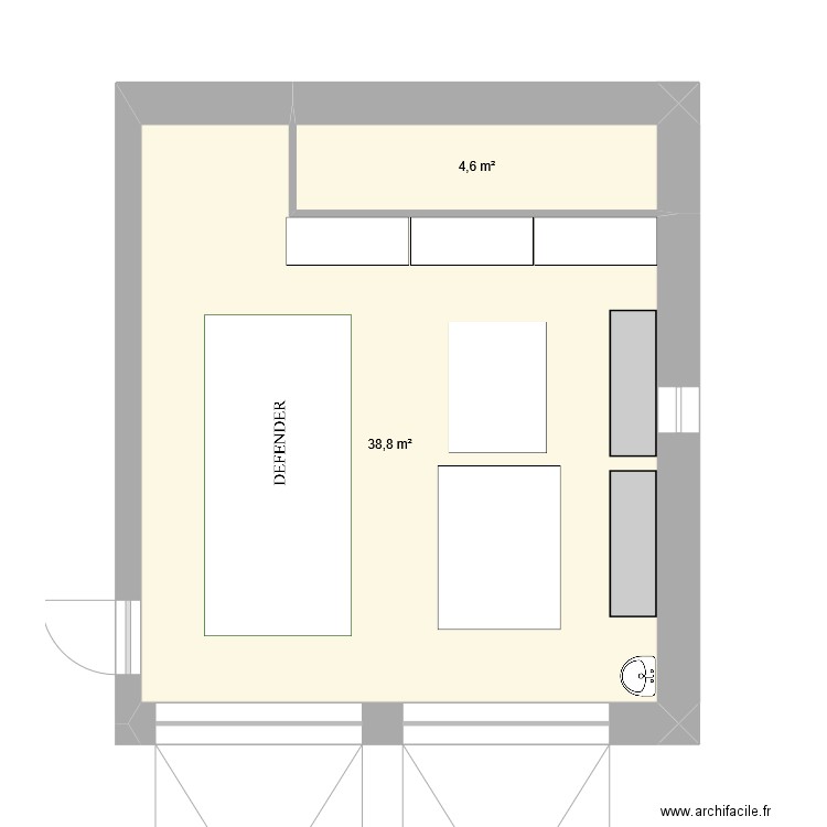 garage. Plan de 2 pièces et 43 m2