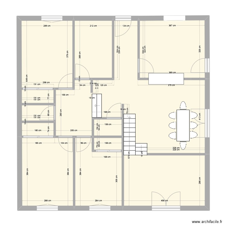 RDC. Plan de 7 pièces et 103 m2