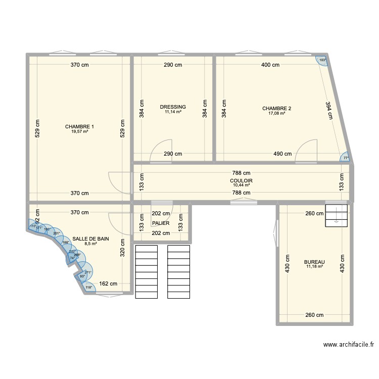 R+1. Plan de 7 pièces et 81 m2