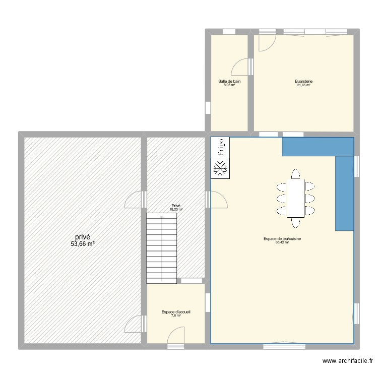 maison. Plan de 6 pièces et 175 m2