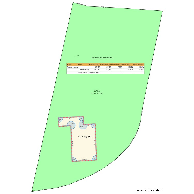 PLAN TERRAIN. Plan de 1 pièce et 187 m2