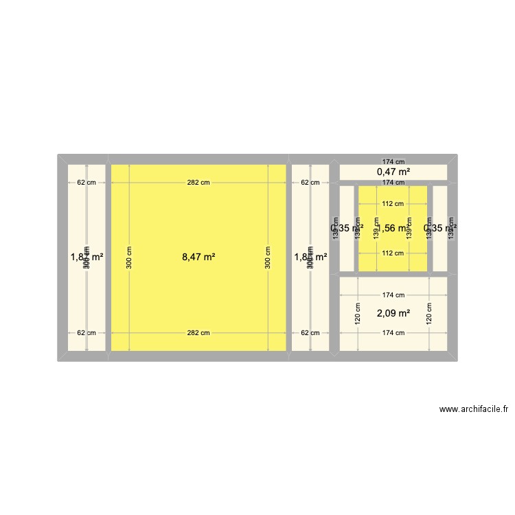 chambre coté Antonio. Plan de 8 pièces et 17 m2