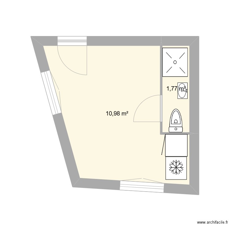 Studette 1er étage. Plan de 2 pièces et 13 m2